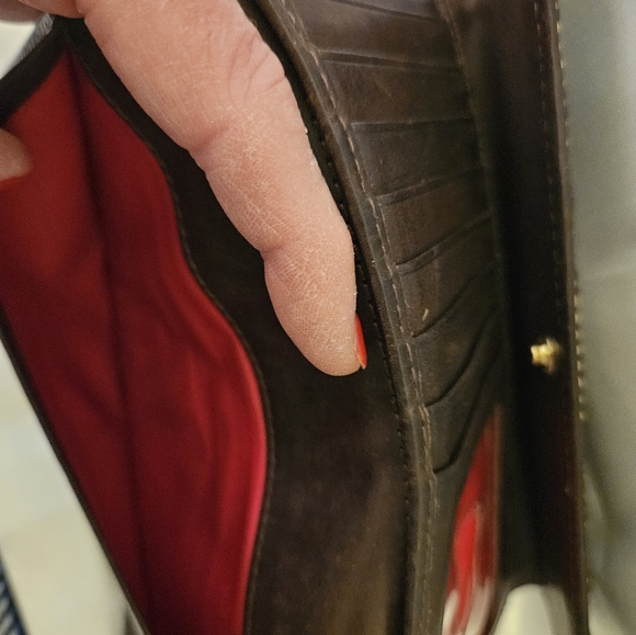 Dooney and Bourke wallet - Picture 7 of 7